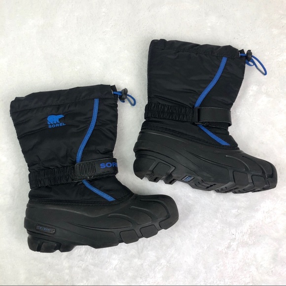 boys snow boots size 3